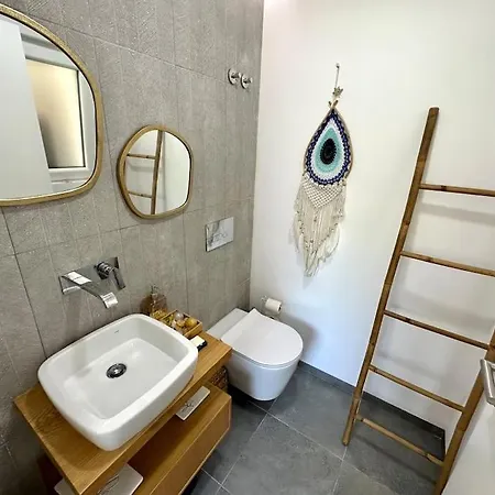 Charming In Alfarim - Sesimbra